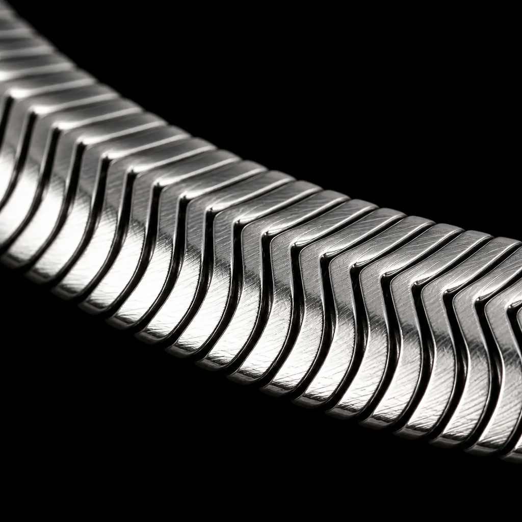 VIPERA Snake Bone Collar — Titanium Steel Chain — 03-detail